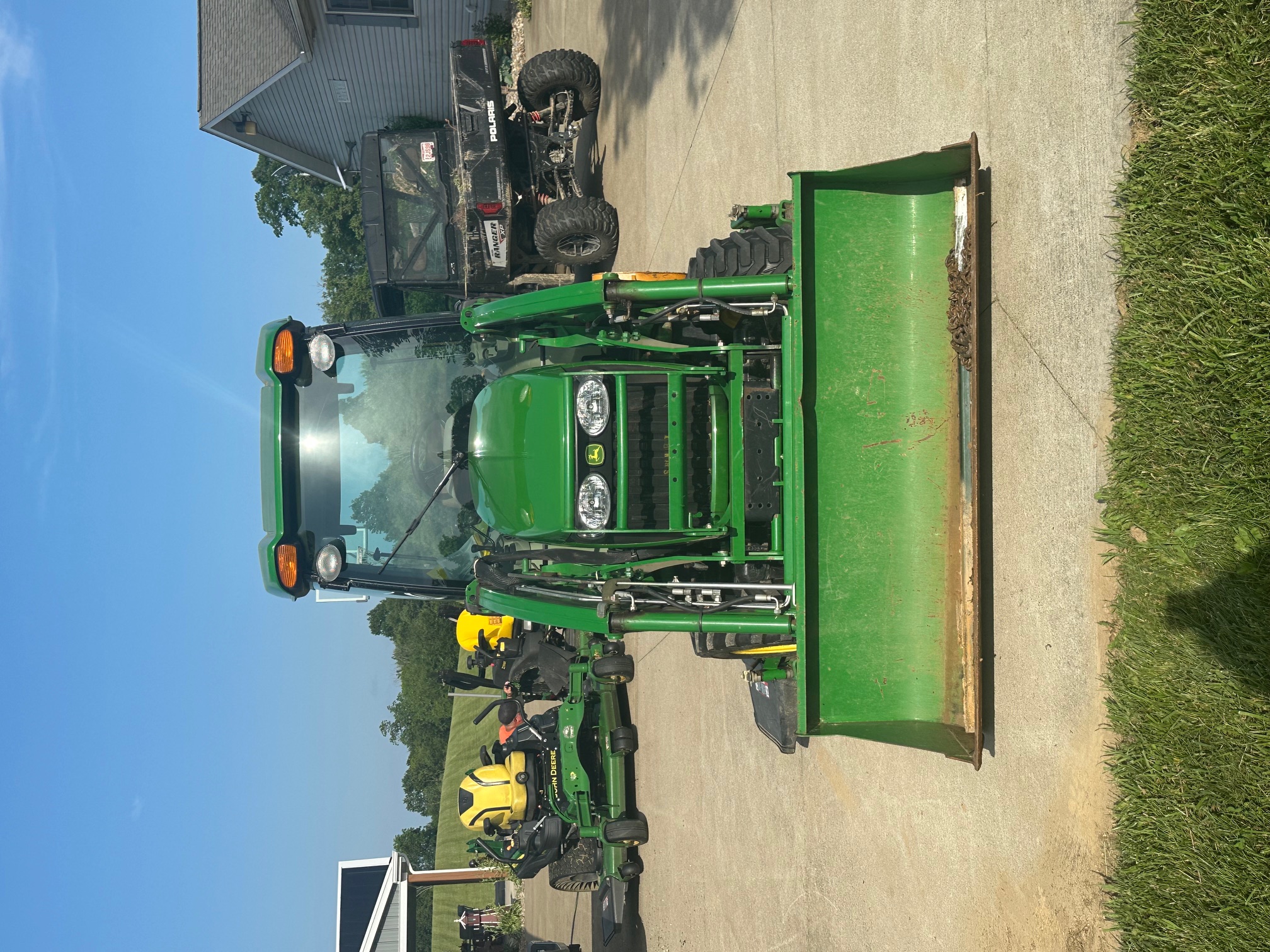 2007 JOHN DEERE 3320 - Image 2